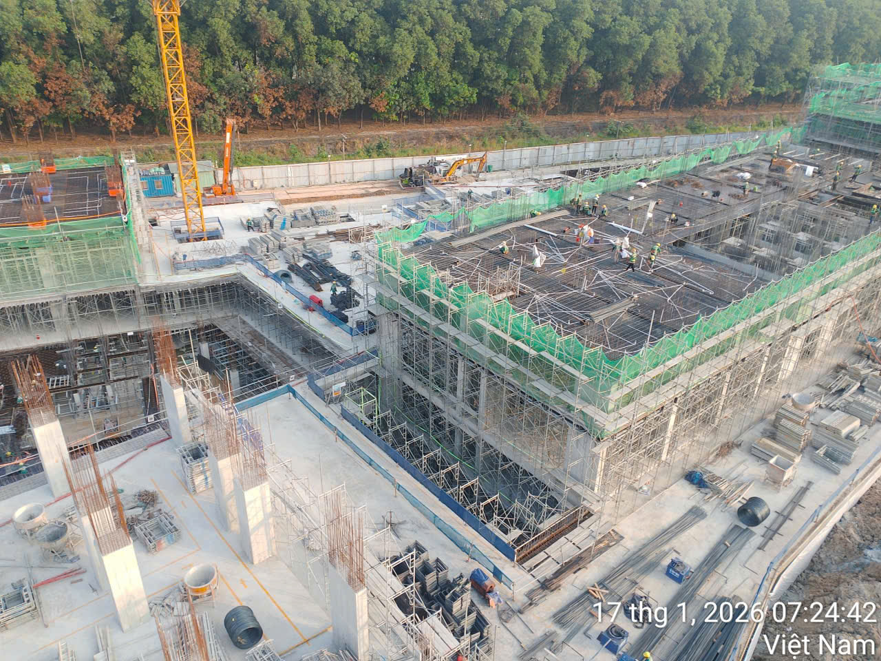 tiến độ xây dựng bcons solary